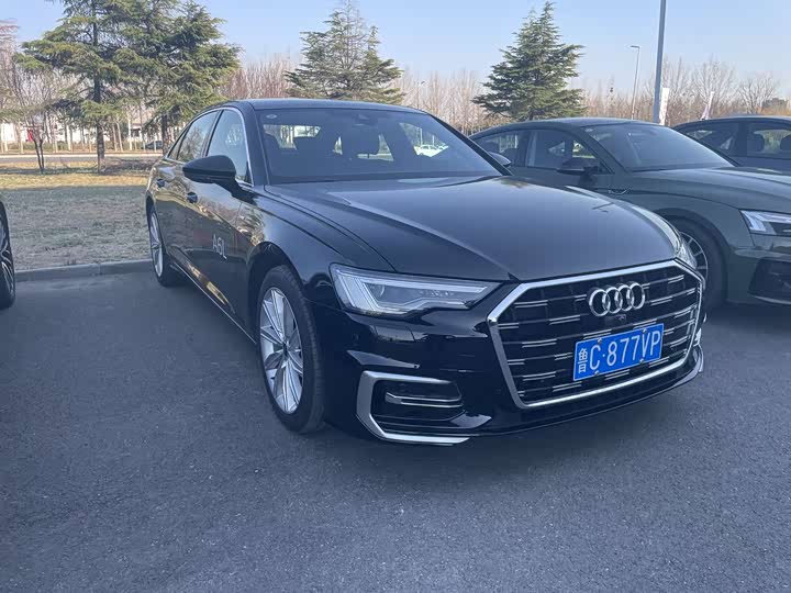 Фото 2 - Audi A6L