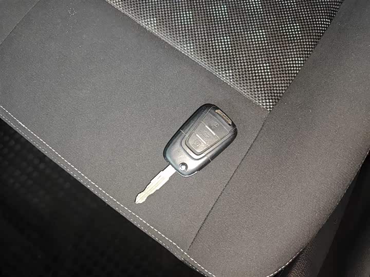 Фото 9 - Maxus V80