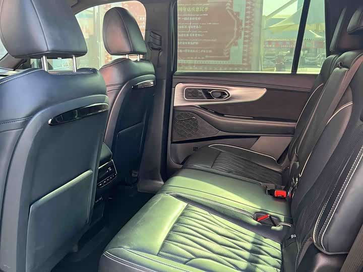 Фото 6 - GAC Trumpchi GS8