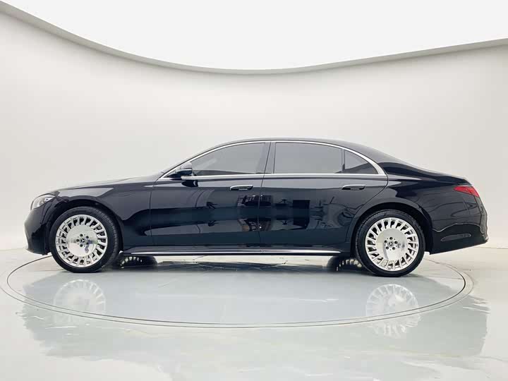 Фото 4 - Mercedes-Benz S-Class