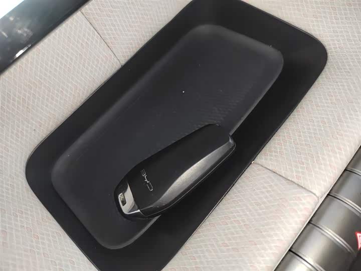 Фото 9 - BYD Dolphin