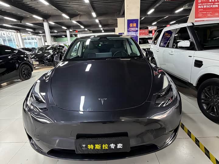Фото 2 - Tesla Model Y