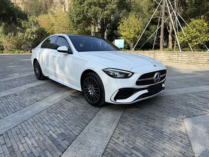 Фото 1 - Mercedes-Benz C-Class