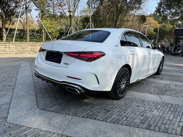 Фото 4 - Mercedes-Benz C-Class