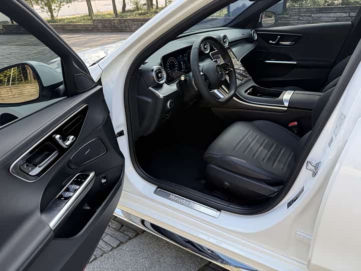 Фото 7 - Mercedes-Benz C-Class