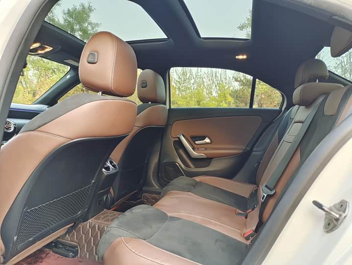 Фото 7 - Mercedes-Benz A-Class