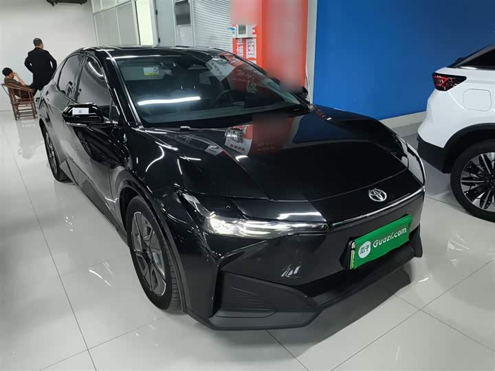 Фото 4 - Toyota bZ3