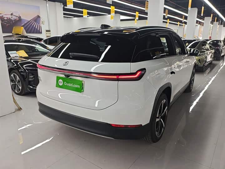 Фото 7 - Nio ES7