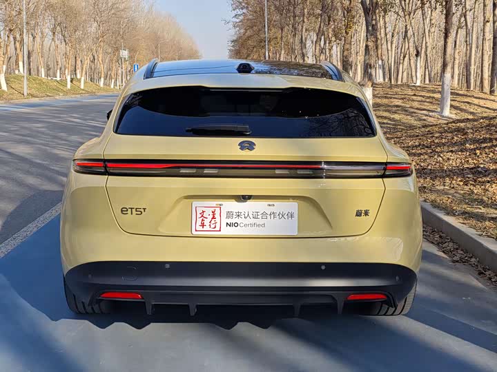 Фото 3 - Nio ET5T