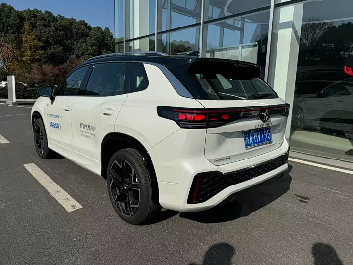 Фото 7 - Volkswagen Tayron