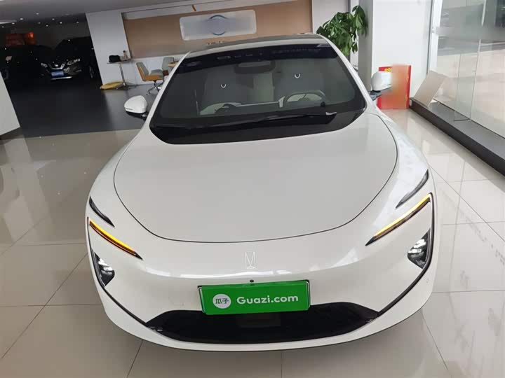 Фото 3 - Avatr 12