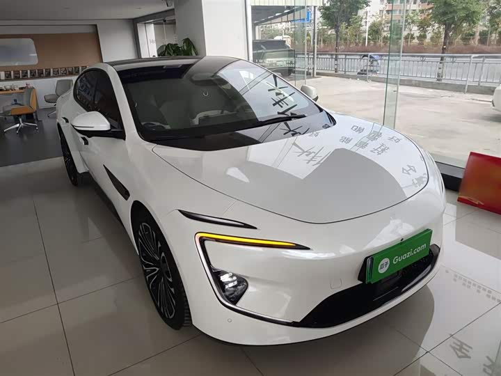 Фото 4 - Avatr 12