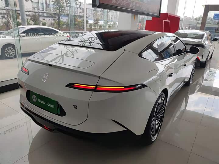 Фото 7 - Avatr 12