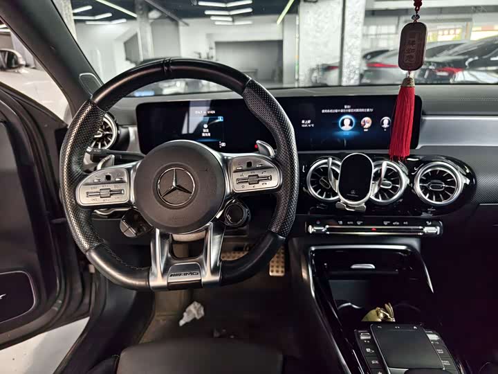 Фото 6 - Mercedes-Benz A-Class AMG