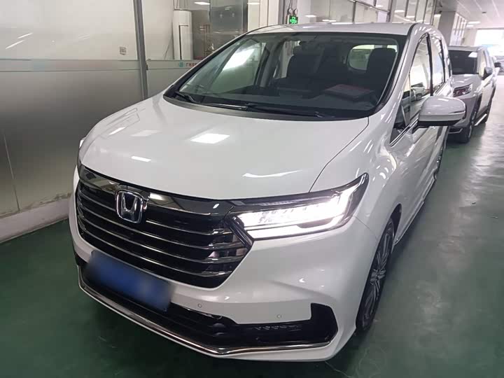 Фото 1 - Honda Odyssey