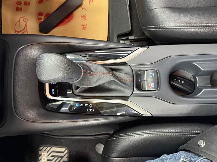 Фото 8 - Toyota Corolla