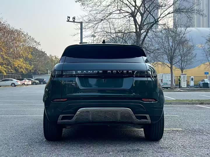 Фото 8 - Land Rover Range Rover Evoque L