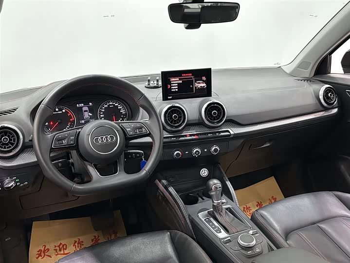 Фото 8 - Audi Q2L