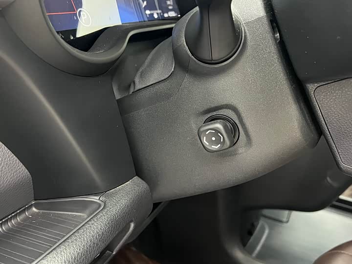 Фото 7 - Toyota Sienna