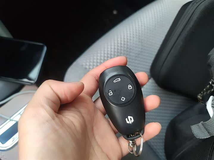 Фото 8 - Leapmotor T03