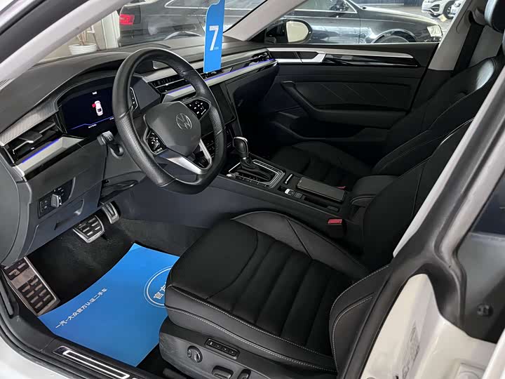 Фото 8 - Volkswagen CC