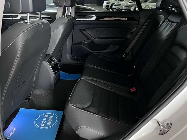 Фото 9 - Volkswagen CC