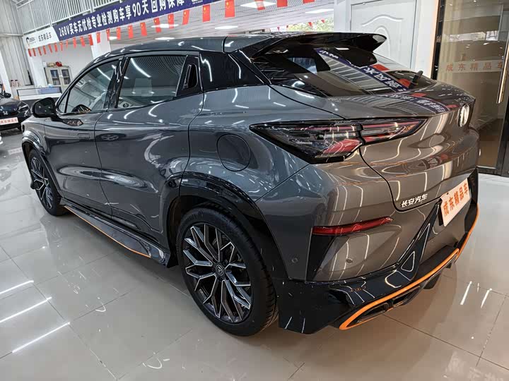 Фото 4 - Changan UNI-T