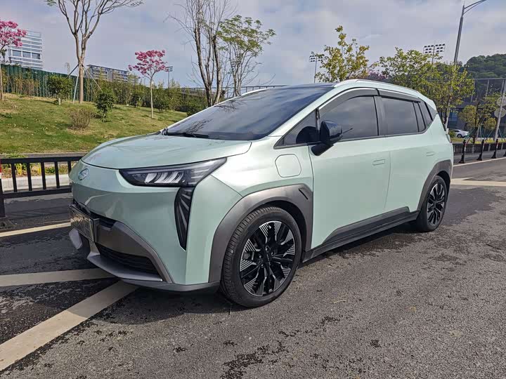 Фото 1 - GAC Aion Y