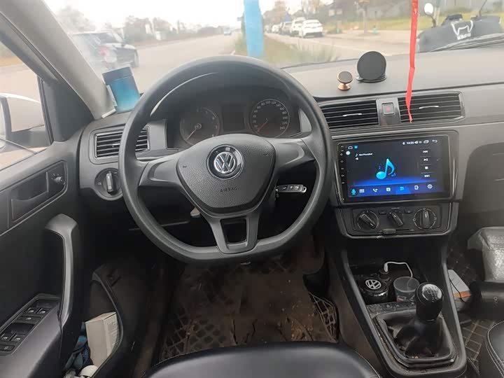 Фото 3 - Volkswagen Santana