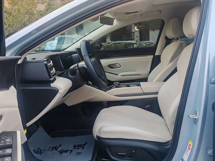 Фото 6 - BYD Qin L