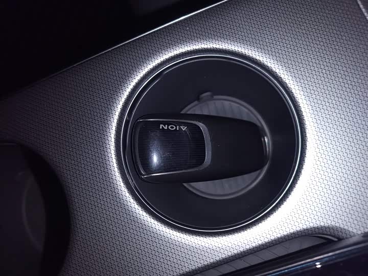 Фото 9 - GAC Aion Y