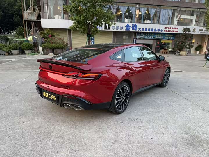 Фото 9 - MG Motor 7