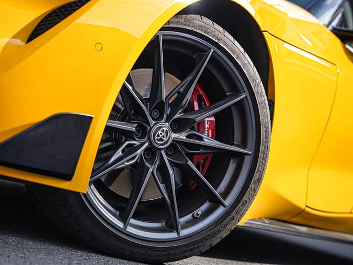 Фото 7 - Toyota Supra