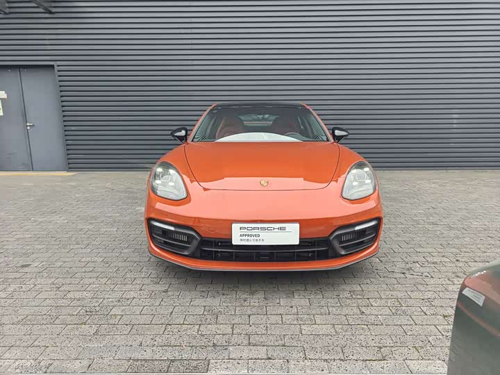 Фото 7 - Porsche Panamera