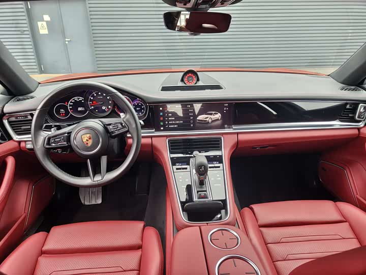 Фото 8 - Porsche Panamera