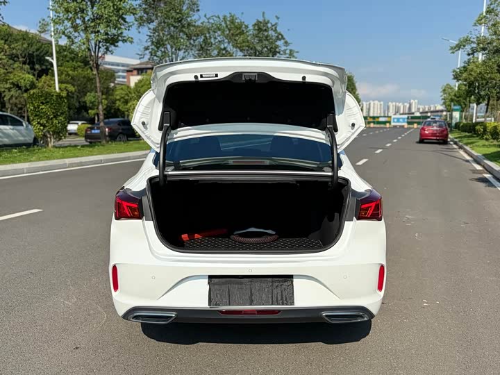 Фото 7 - Changan Eado Plus