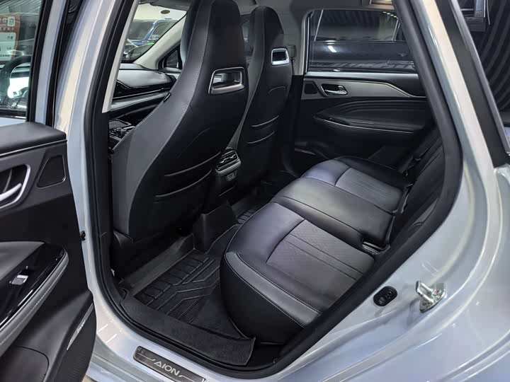 Фото 4 - GAC Aion S Plus