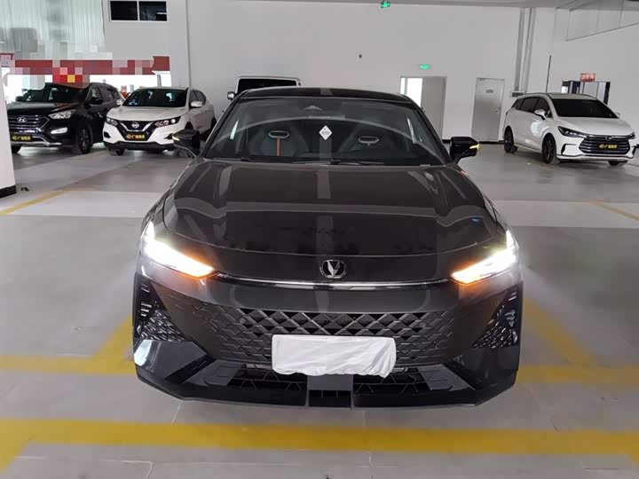 Фото 3 - Changan UNI-V