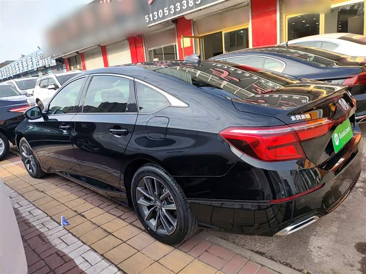 Фото 5 - Honda Inspire