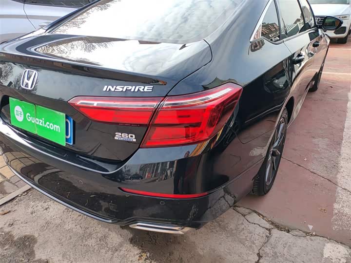 Фото 8 - Honda Inspire