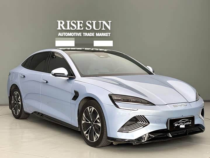 Фото 3 - BYD Seal