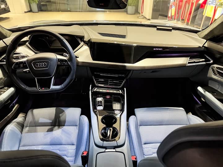 Фото 8 - Audi RS e-tron GT