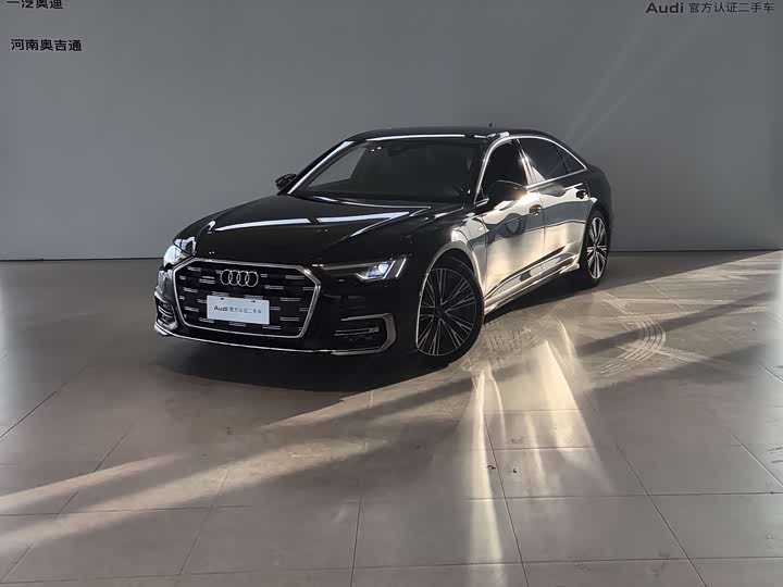 Фото 1 - Audi A6L