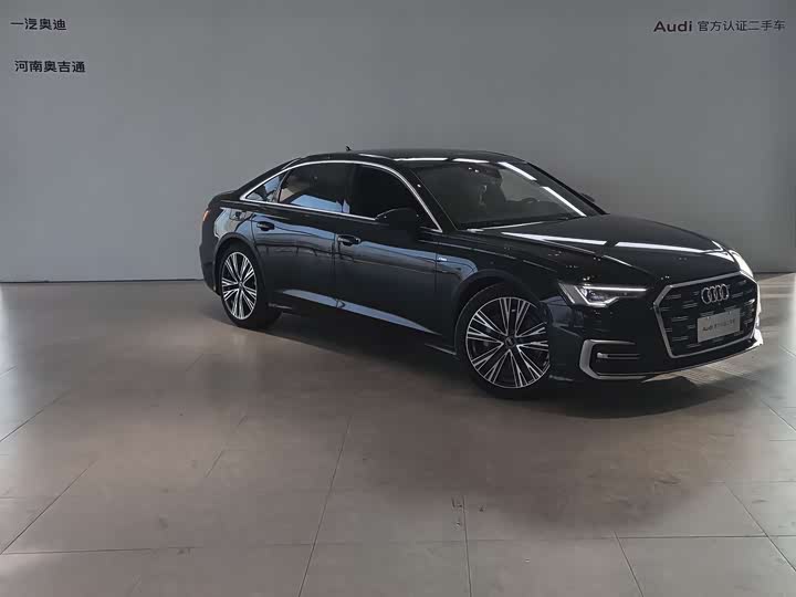 Фото 2 - Audi A6L