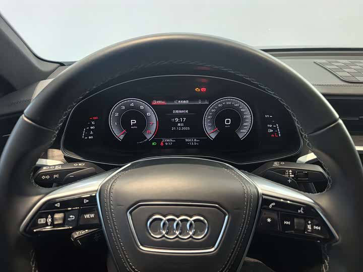 Фото 8 - Audi A6L