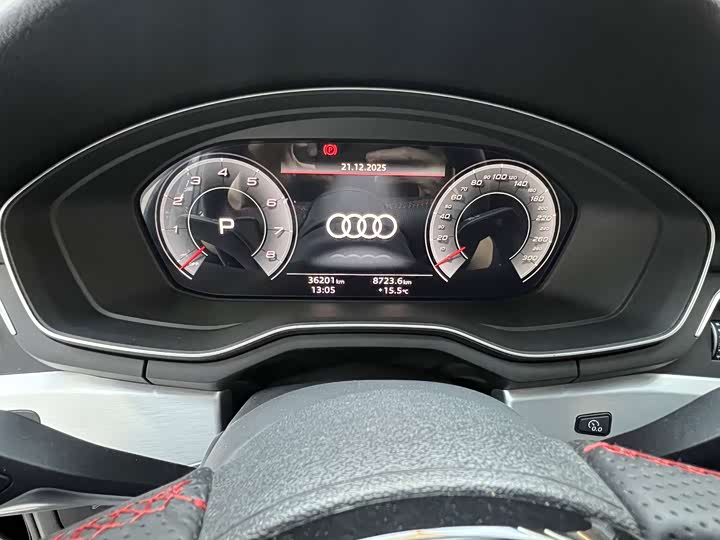 Фото 8 - Audi A4L