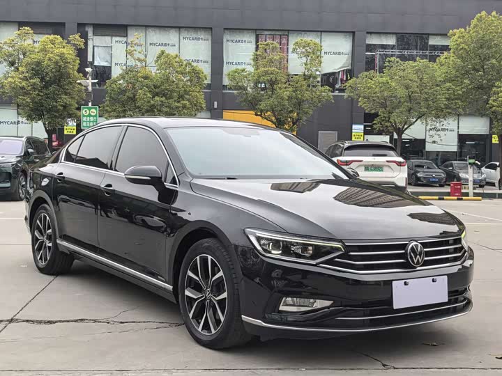 Фото 3 - Volkswagen Magotan