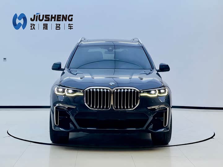 Фото 2 - BMW X7