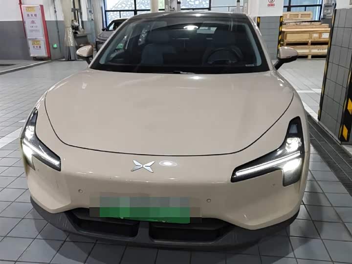 Фото 2 - XPeng Mona M03