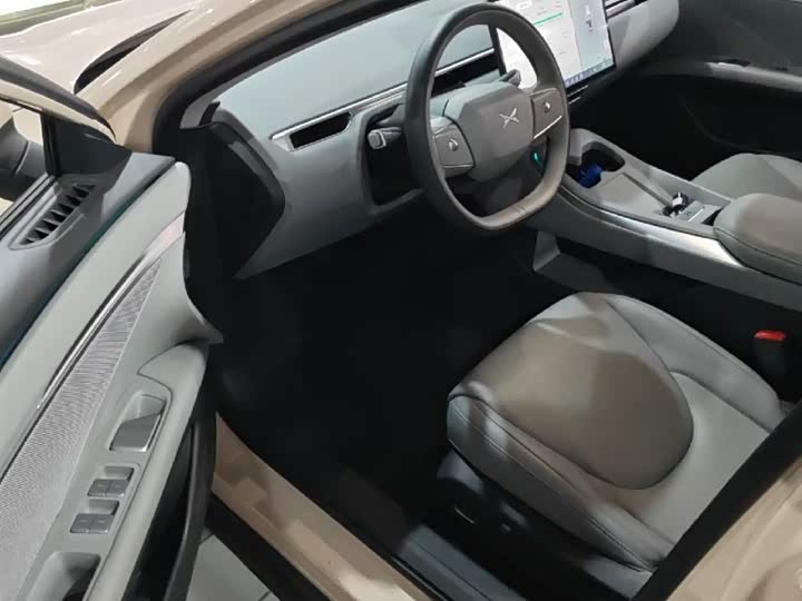 Фото 6 - XPeng Mona M03